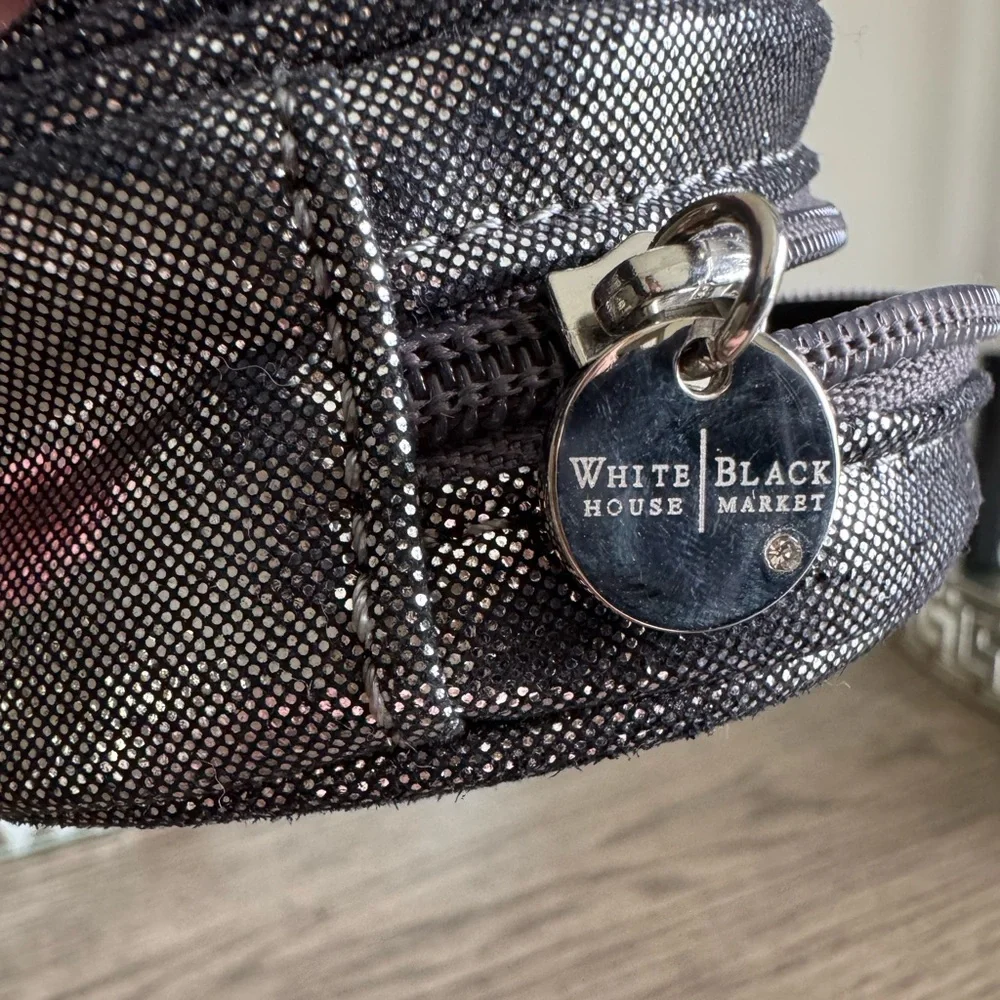 White House Black Market Metallic Silver Cosmetic Case Jewelry…